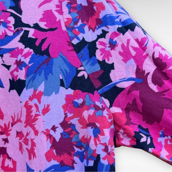 Isaac Mizrahi Live Peony Bouquet Print Mock Neck Peplum Top - Picture 4 of 11